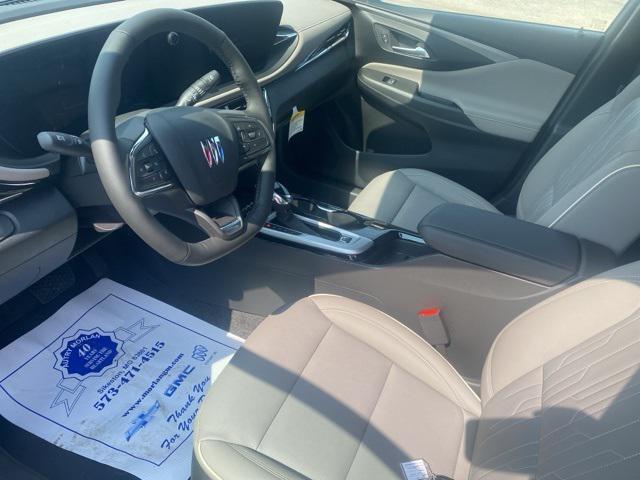 new 2025 Buick Envista car, priced at $30,334