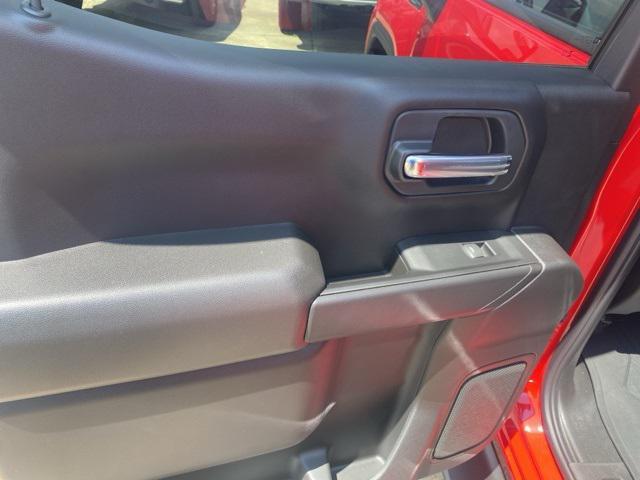 new 2025 GMC Sierra 1500 car, priced at $50,390
