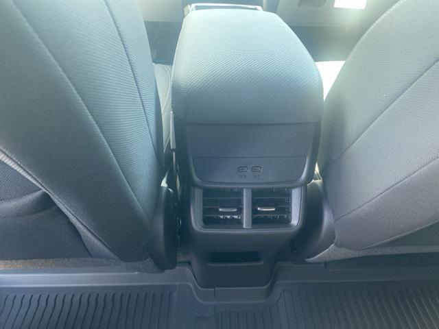 new 2026 Chevrolet Equinox car, priced at $30,795