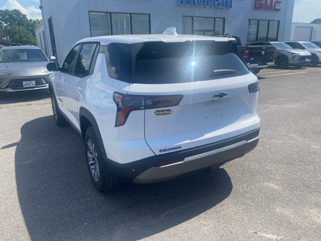 new 2026 Chevrolet Equinox car, priced at $30,795