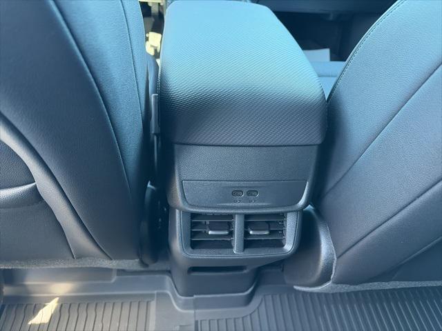 new 2026 Chevrolet Equinox car, priced at $37,026