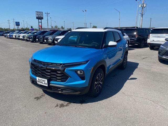 new 2025 Chevrolet TrailBlazer car, priced at $28,214