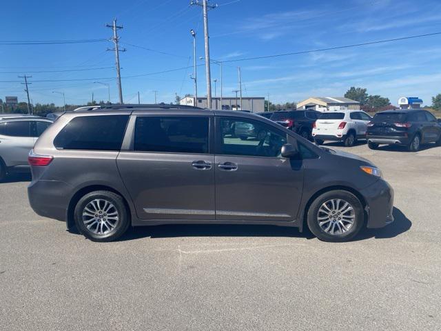 used 2018 Toyota Sienna car, priced at $25,900