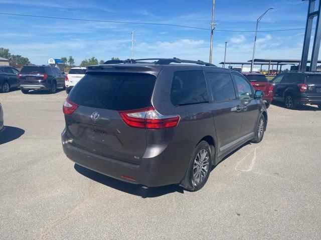 used 2018 Toyota Sienna car, priced at $25,900