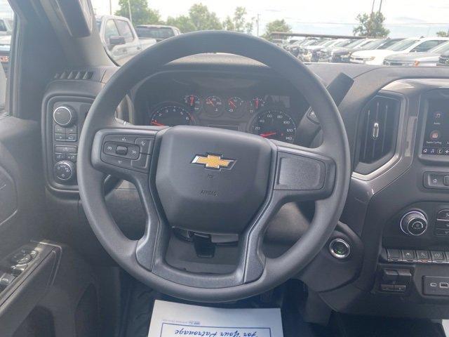 new 2024 Chevrolet Silverado 1500 car, priced at $43,700