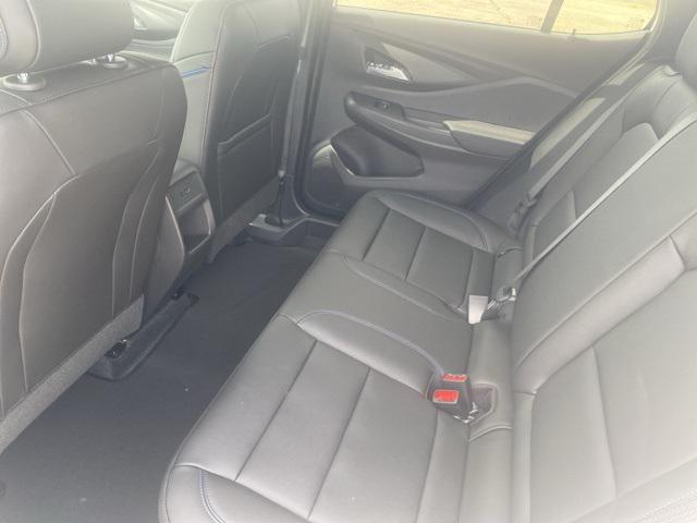 new 2025 Buick Envista car, priced at $29,087