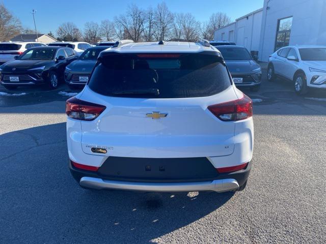 new 2025 Chevrolet TrailBlazer car, priced at $28,565