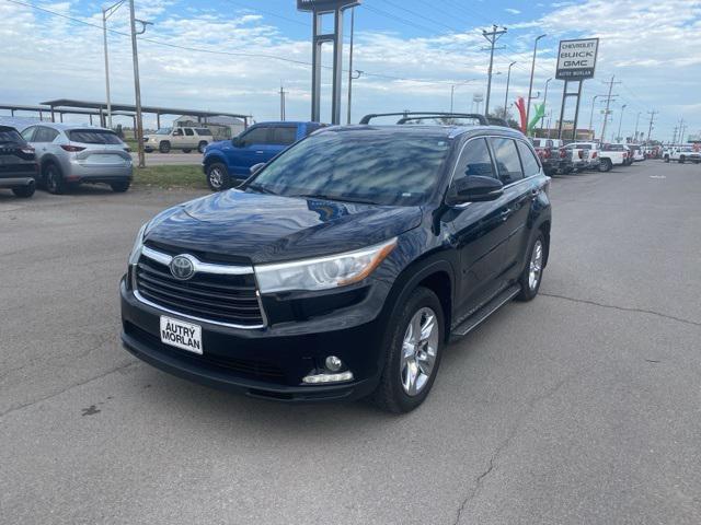 used 2016 Toyota Highlander car, priced at $22,900