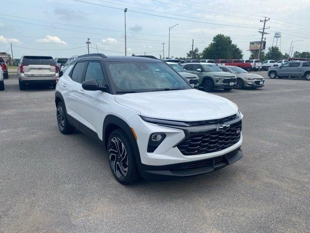 new 2025 Chevrolet TrailBlazer car, priced at $30,230