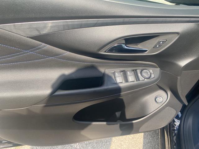 new 2025 Buick Envista car, priced at $29,438