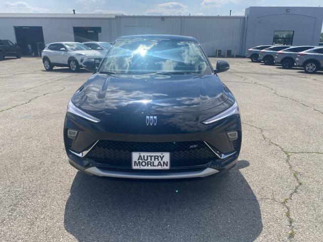 new 2025 Buick Envista car, priced at $29,438
