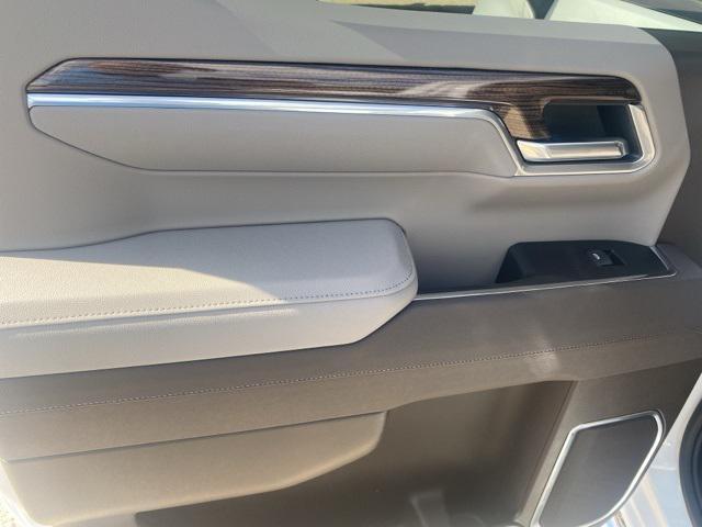 new 2025 Chevrolet Silverado 1500 car, priced at $52,161