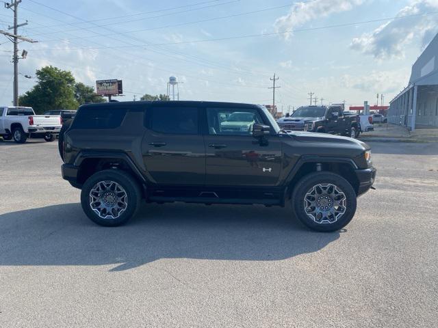 new 2025 GMC HUMMER EV SUV car, priced at $100,000