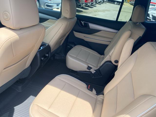 new 2025 Buick Enclave car, priced at $50,028