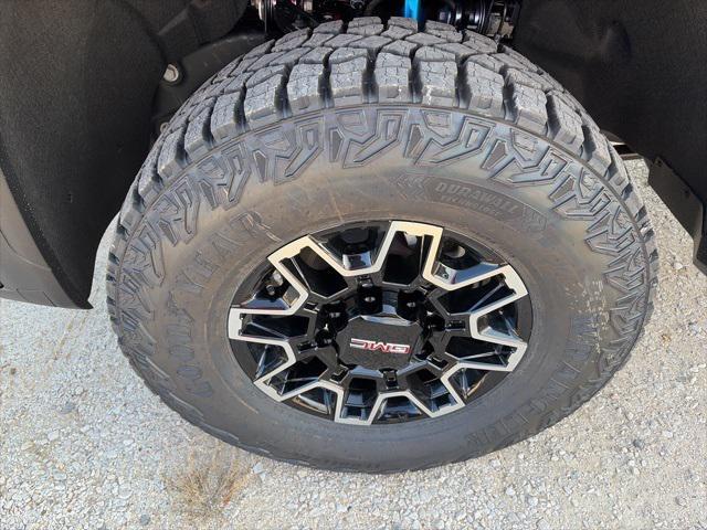 new 2026 GMC Sierra 2500 car, priced at $80,735