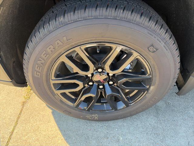 new 2026 GMC Sierra 1500 car, priced at $41,632