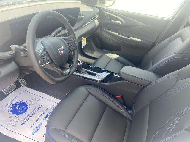 new 2025 Buick Envista car, priced at $29,087