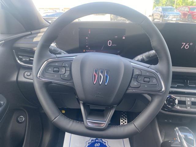 new 2025 Buick Envista car, priced at $29,087