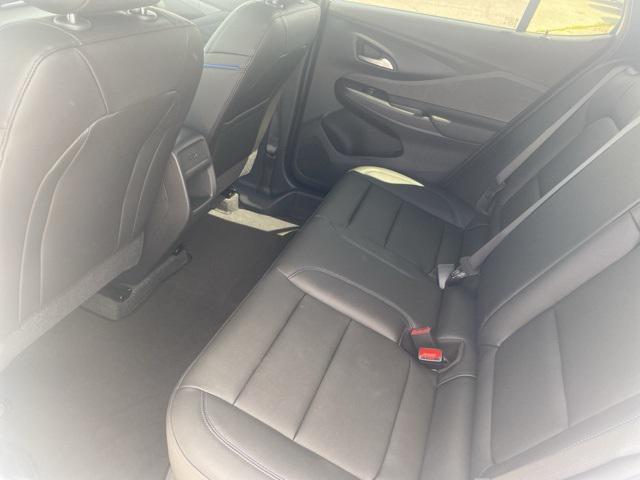 new 2025 Buick Envista car, priced at $29,087