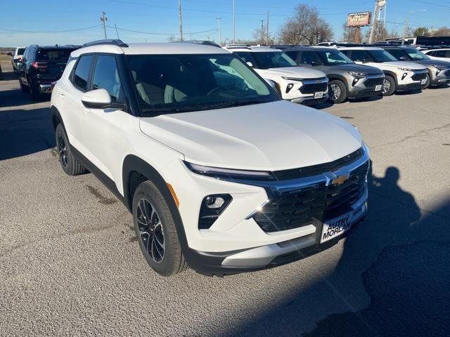 new 2025 Chevrolet TrailBlazer car, priced at $27,288