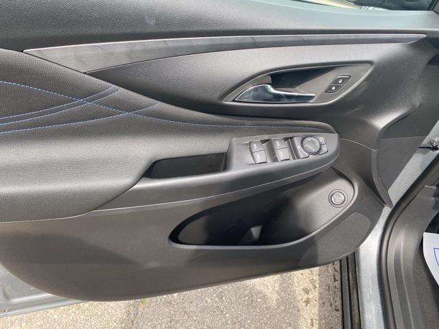 new 2025 Buick Envista car, priced at $29,566