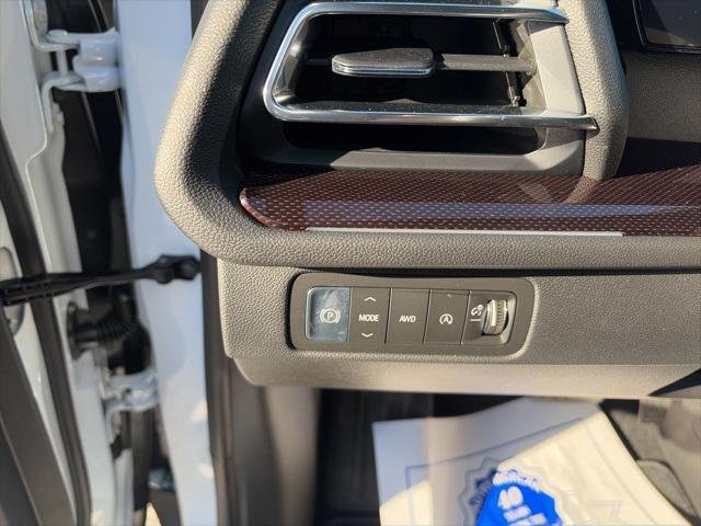 new 2026 Chevrolet Traverse car, priced at $55,376