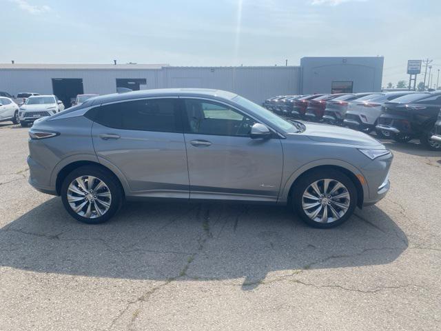 new 2025 Buick Envista car, priced at $30,334