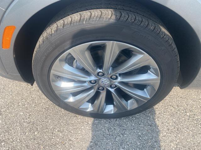 new 2025 Buick Envista car, priced at $30,334
