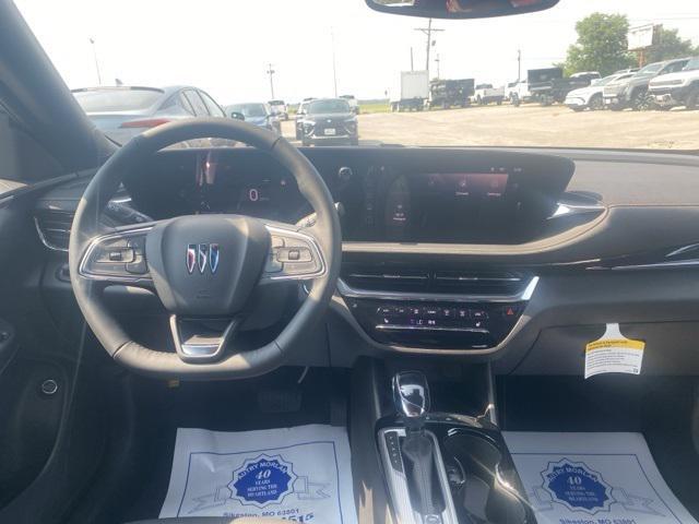 new 2025 Buick Envista car, priced at $30,334
