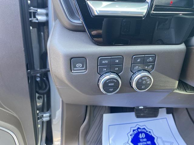 new 2025 GMC Sierra 1500 car, priced at $59,202