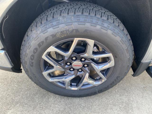 new 2025 GMC Sierra 1500 car, priced at $59,202