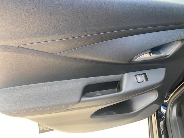 new 2025 Buick Envista car, priced at $30,334