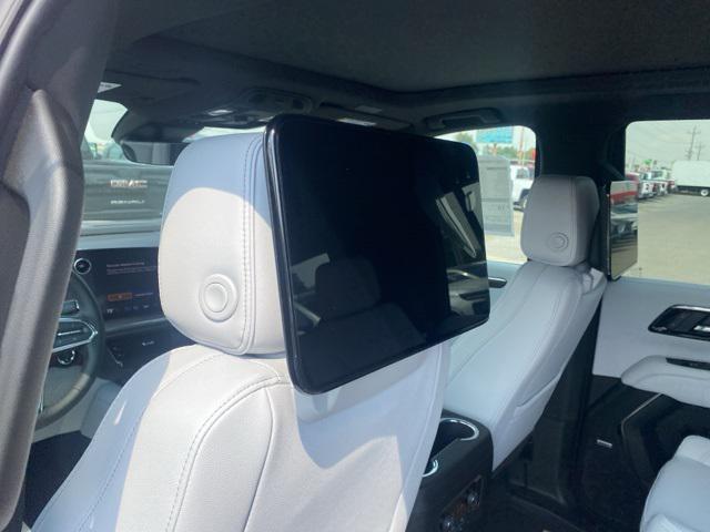 new 2025 Chevrolet Tahoe car, priced at $90,464