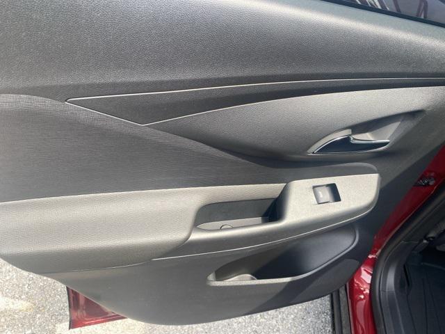 new 2025 Buick Envista car, priced at $29,858