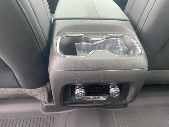 new 2025 GMC Acadia car, priced at $58,012