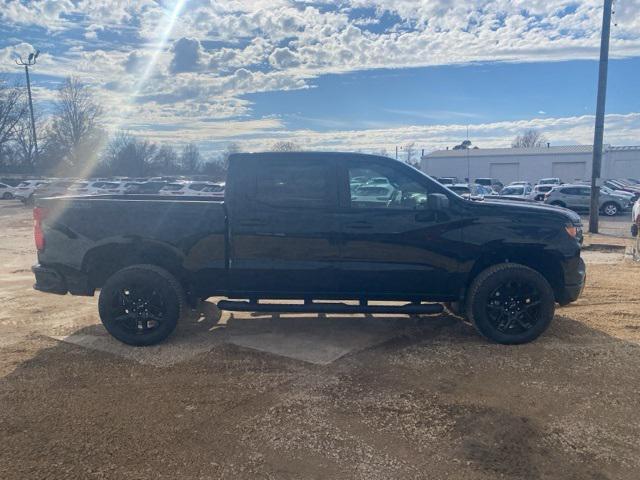 new 2025 Chevrolet Silverado 1500 car, priced at $53,923