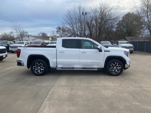 new 2025 GMC Sierra 1500 car, priced at $61,076