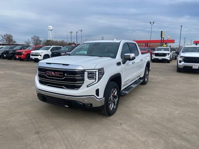 new 2025 GMC Sierra 1500 car, priced at $61,076