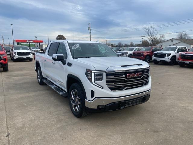 new 2025 GMC Sierra 1500 car, priced at $61,076