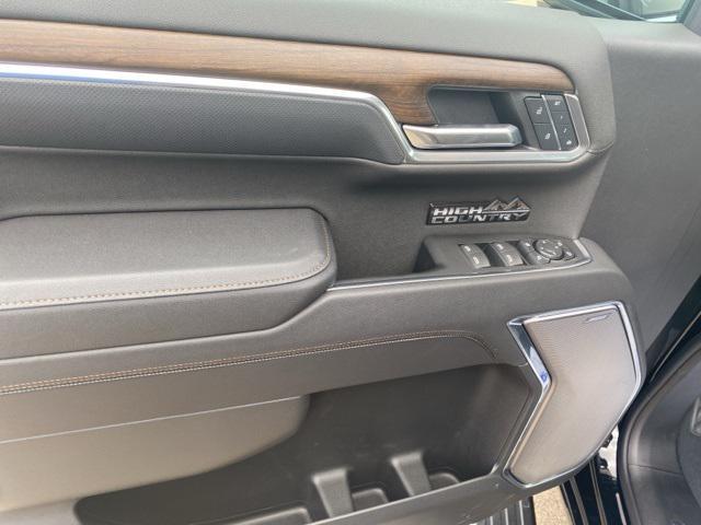 new 2025 Chevrolet Silverado 1500 car, priced at $70,373