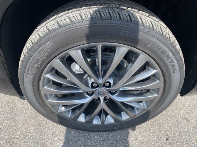 new 2025 Buick Enclave car, priced at $60,084
