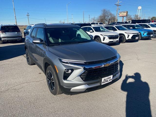 new 2025 Chevrolet TrailBlazer car, priced at $27,264