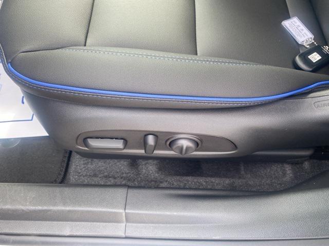 new 2025 Buick Envista car, priced at $29,566