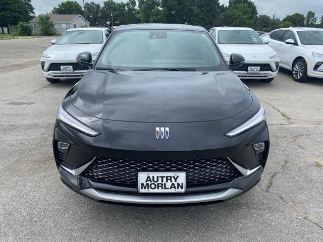 new 2025 Buick Envista car, priced at $28,561