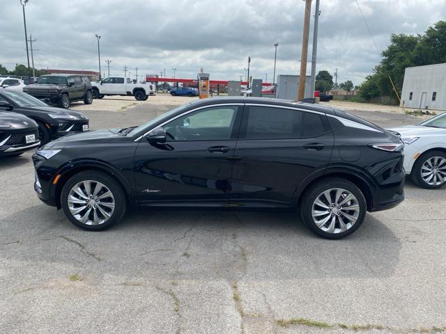 new 2025 Buick Envista car, priced at $28,561