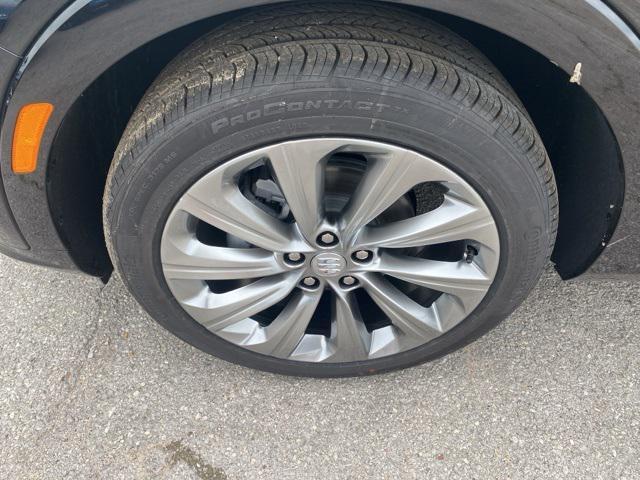 new 2025 Buick Envista car, priced at $28,561