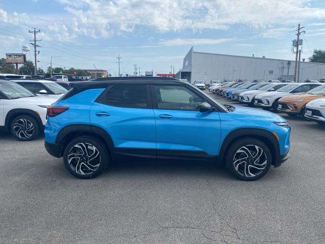 new 2025 Chevrolet TrailBlazer car, priced at $30,230