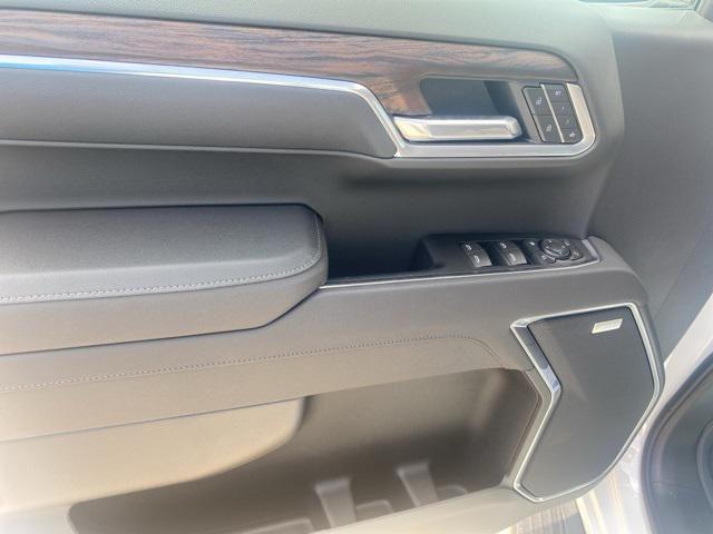 new 2025 GMC Sierra 1500 car, priced at $58,727
