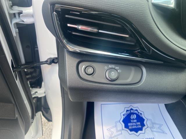 new 2025 Buick Envista car, priced at $29,129