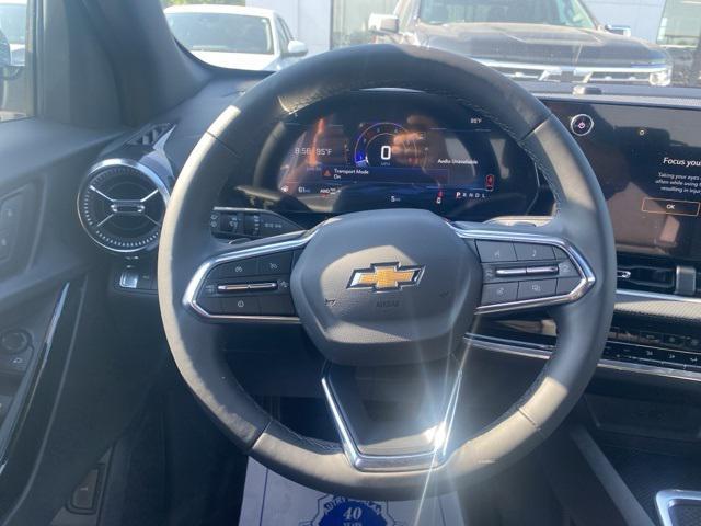 new 2026 Chevrolet Equinox car, priced at $37,285